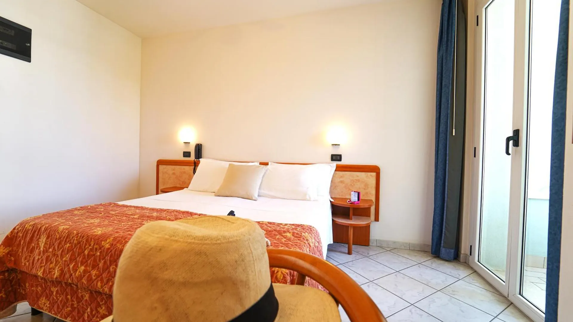 Dasamo Hotel - Dada Hotels Rimini 3*,